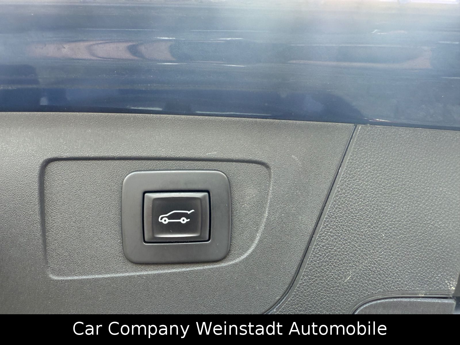 Opel Insignia B Sports Tourer Business Elegance - Samsaru's Car Outlet