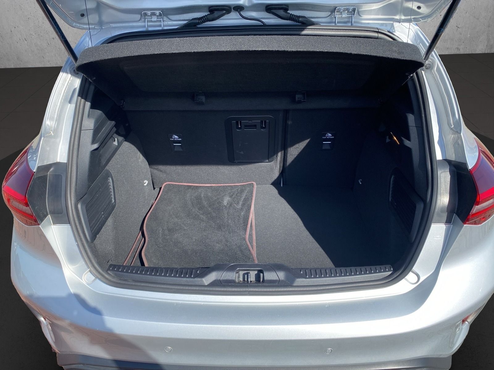 Ford Focus 1.0 EB ST-Line X *MATRIX LED*iACC*NAVI*RFK