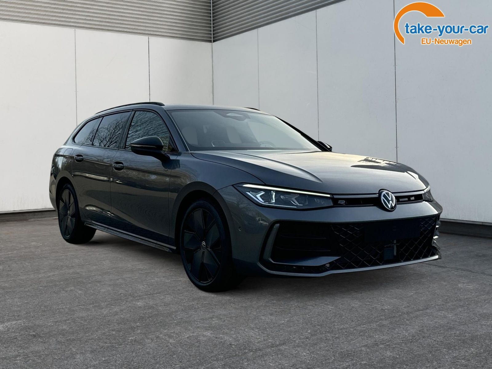 Volkswagen Passat Variant R-Line AHK+PANO+NAVI+Head-UP+M...