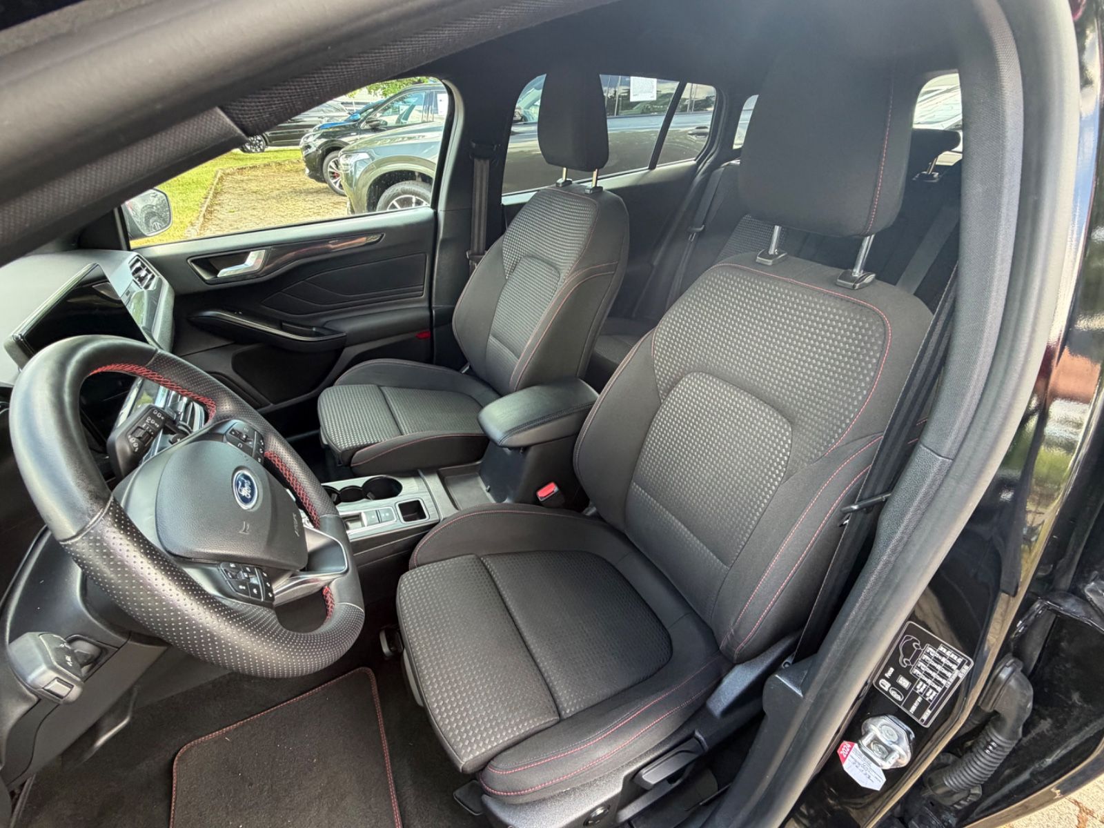 Ford Focus Turnier ST-Line X SYNC 4
