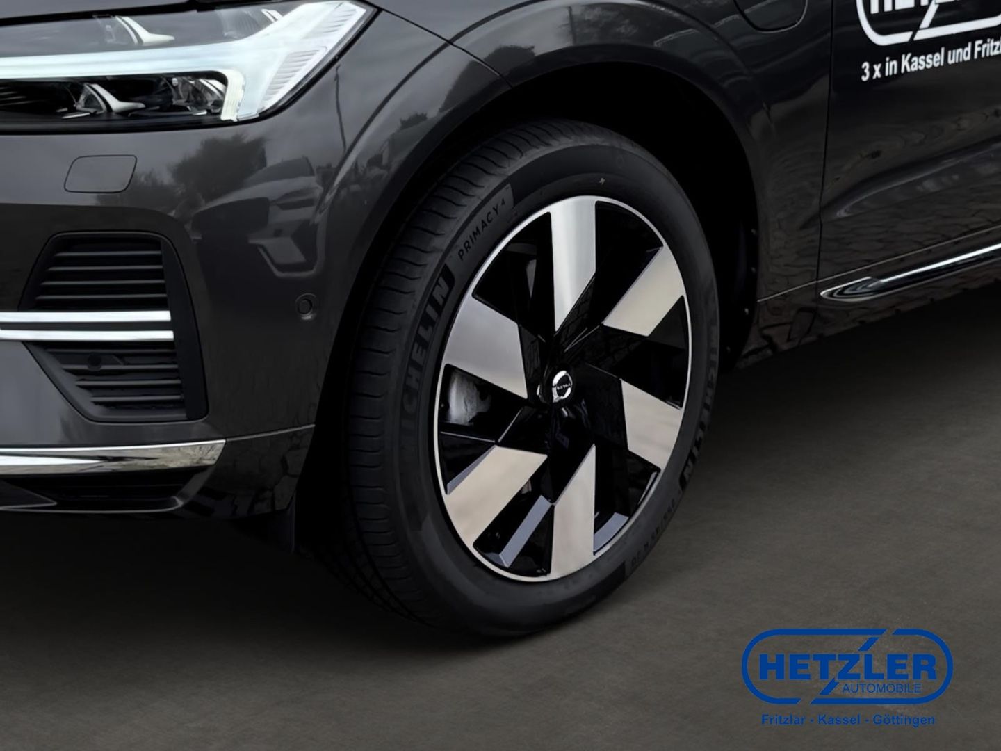 Volvo XC60 Ultimate Bright Recharge Plug-In Hybrid AWD