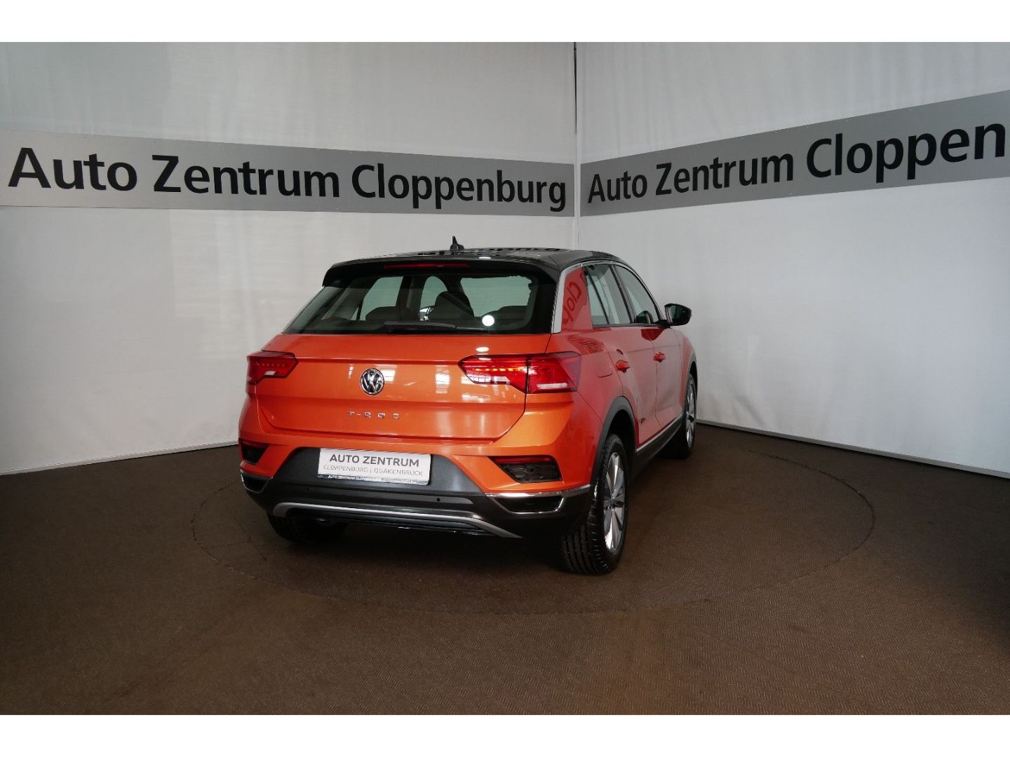 Volkswagen T-Roc Style TSI - Samsaru's Car Outlet