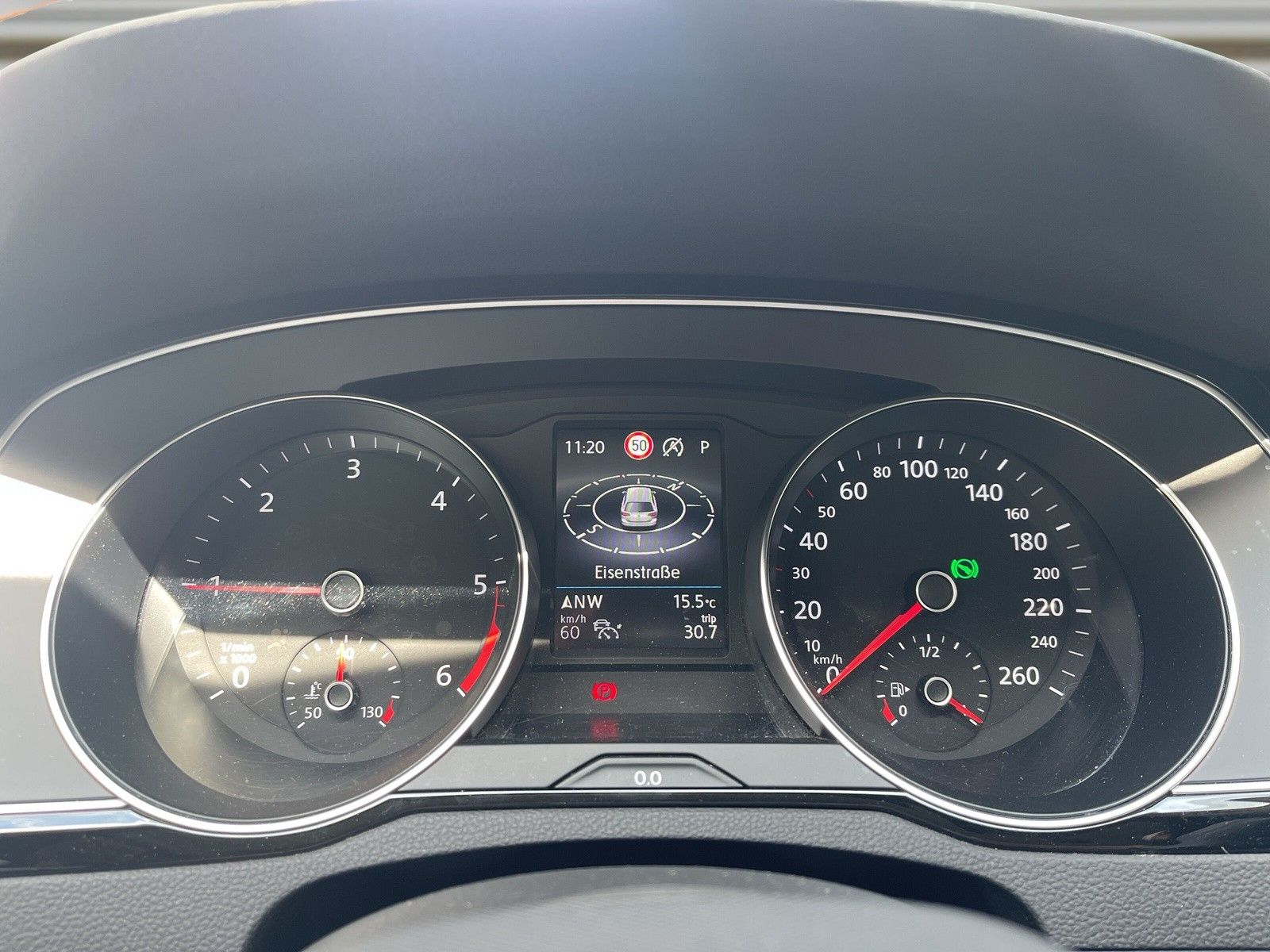 Volkswagen Passat 2.0 TDI Elegance DSG - Samsaru's Car Outlet