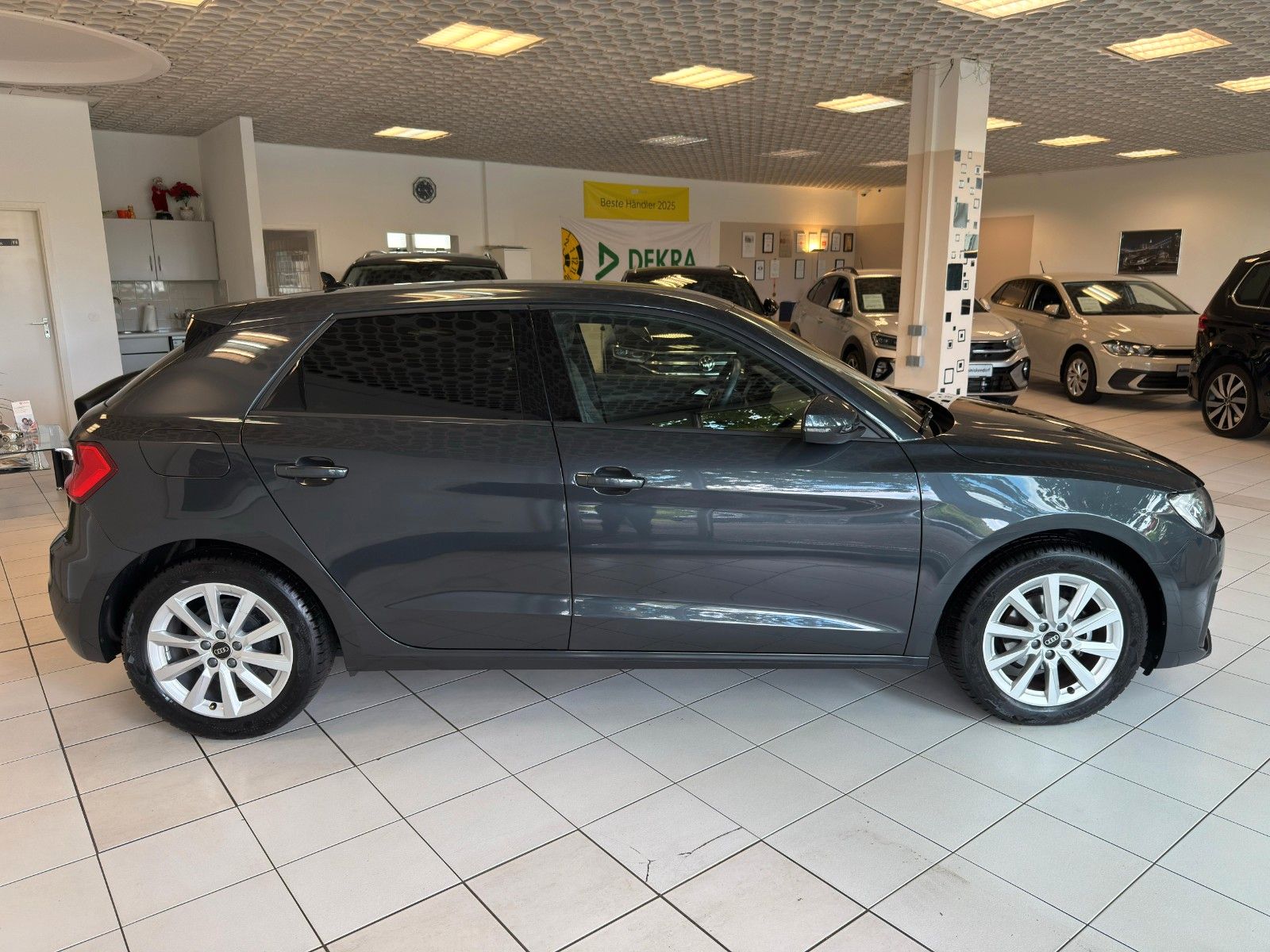 Audi A1 Sportback 25 TFSI*Leder*LED*Navi*Tempomat*SHZ