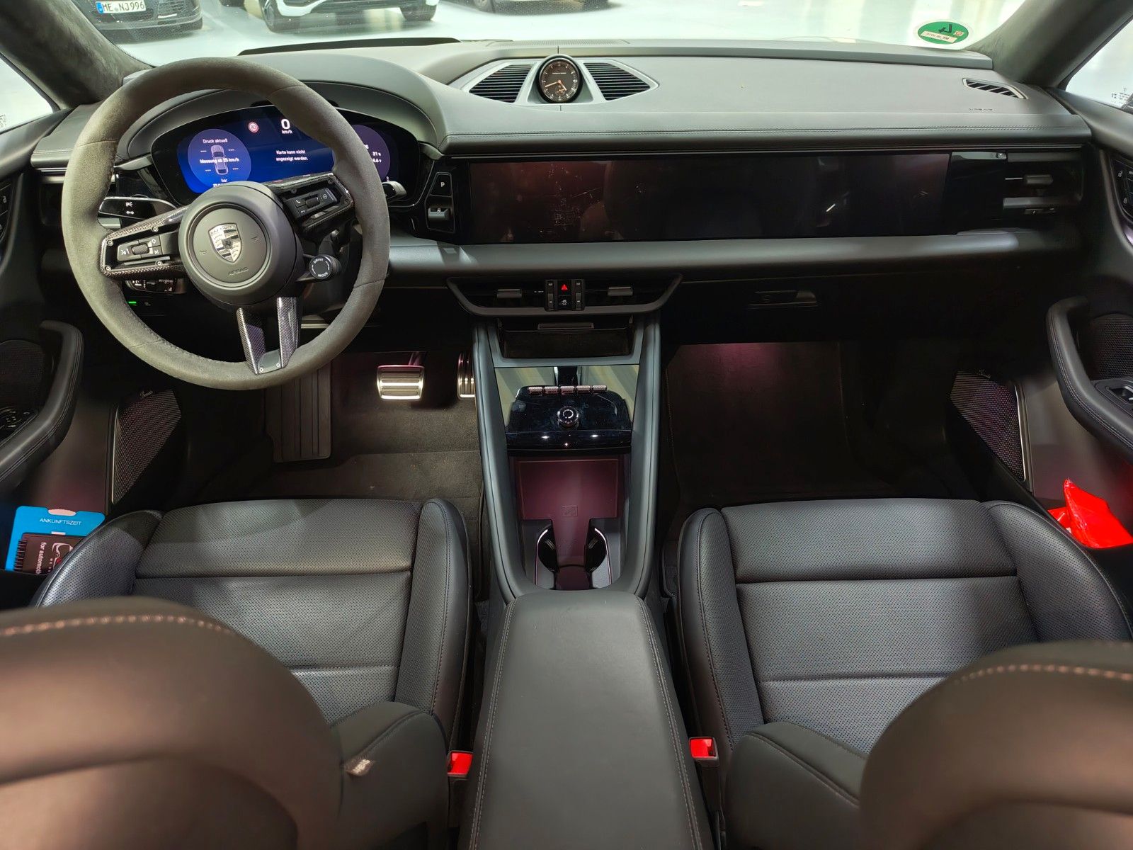 Porsche Macan Turbo Electric