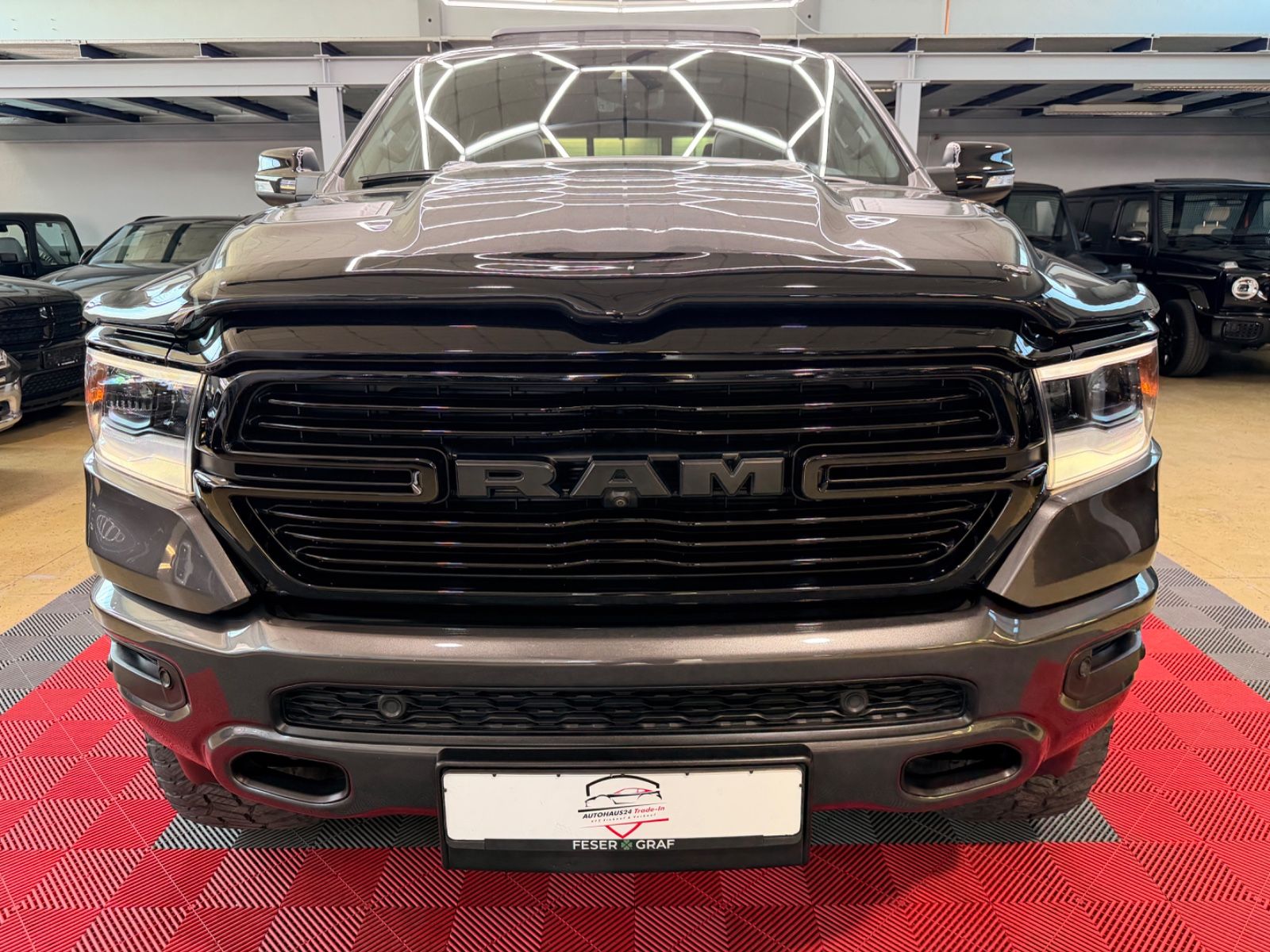 Dodge RAM 1500 5.7 4X4 LARAMIE PANO LPG MonsterTruck
