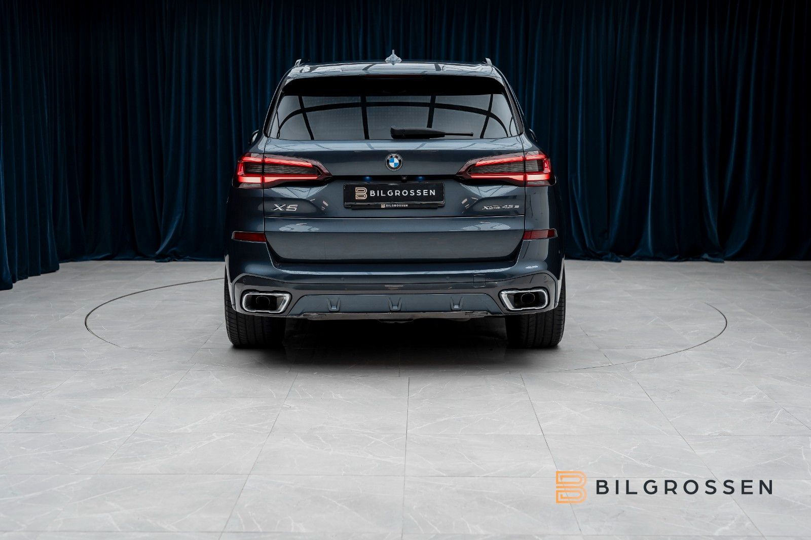 BMW X5 xDrive45e M Sport Pano H/K HUD Tow 360° ACC