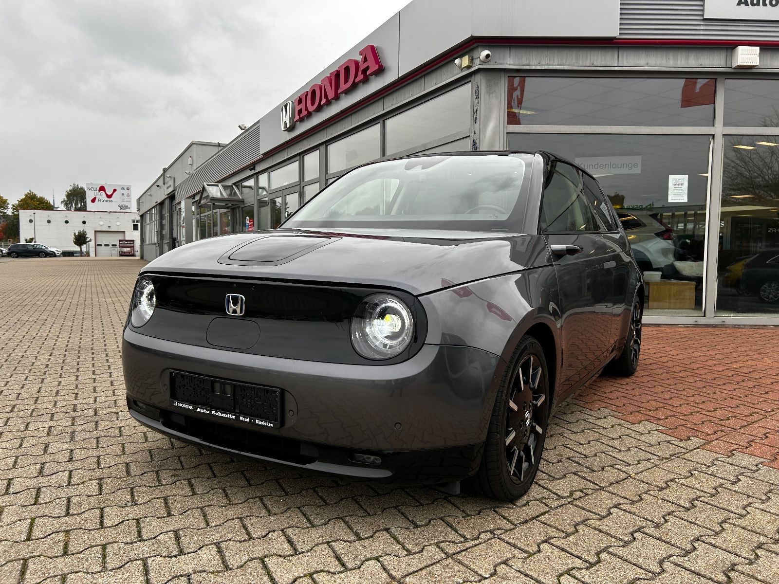 Honda e Advance