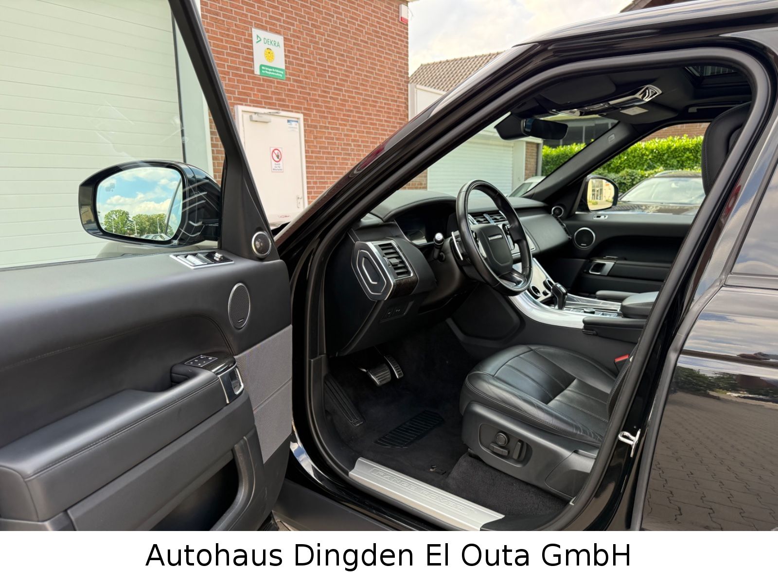 Range Rover Sport HSE 3.0 SDV6 Dynamic - Samsaru's Car Outlet