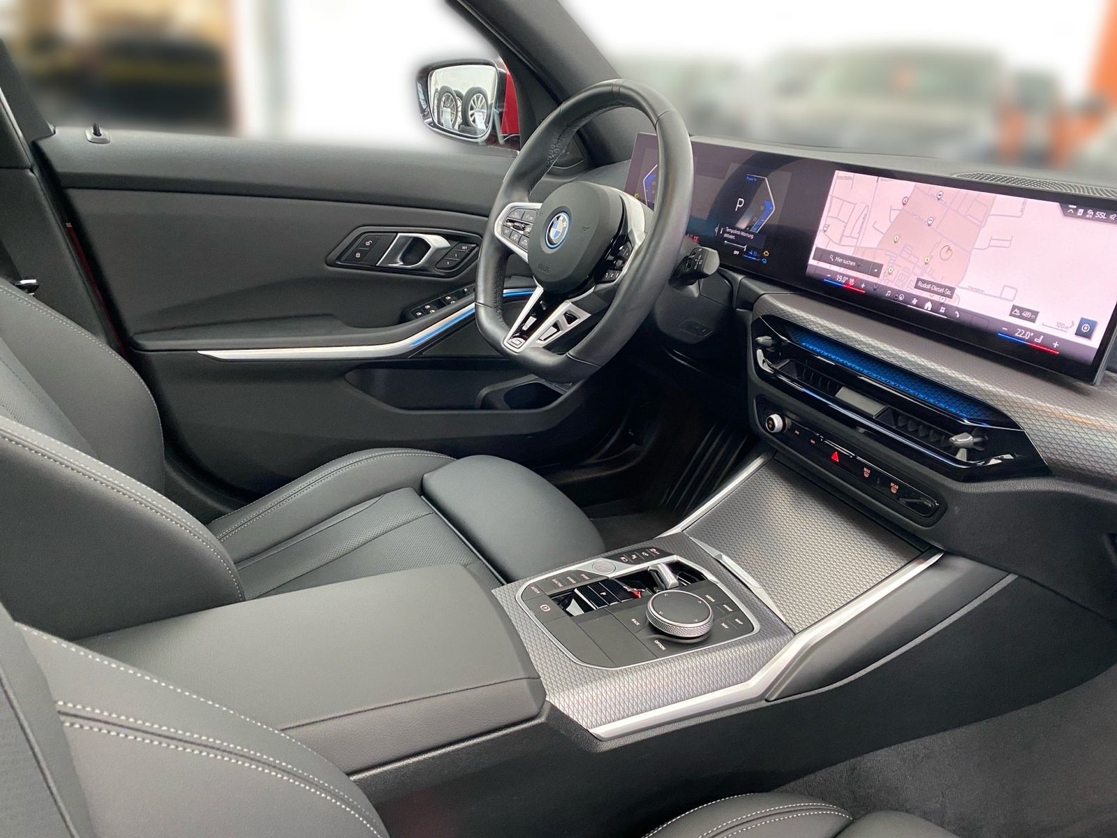 BMW 330e xDrive Touring M Sport HUD DA Pro Pano AHK
