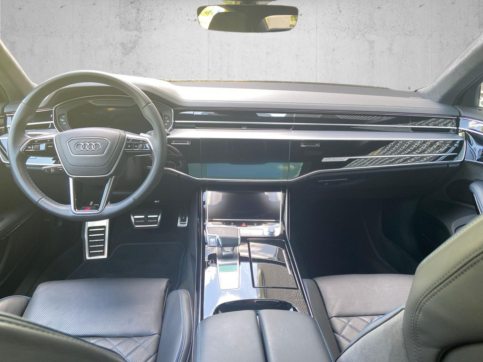 Audi A8 60 TFSIe quattro - Samsaru's Car Outlet