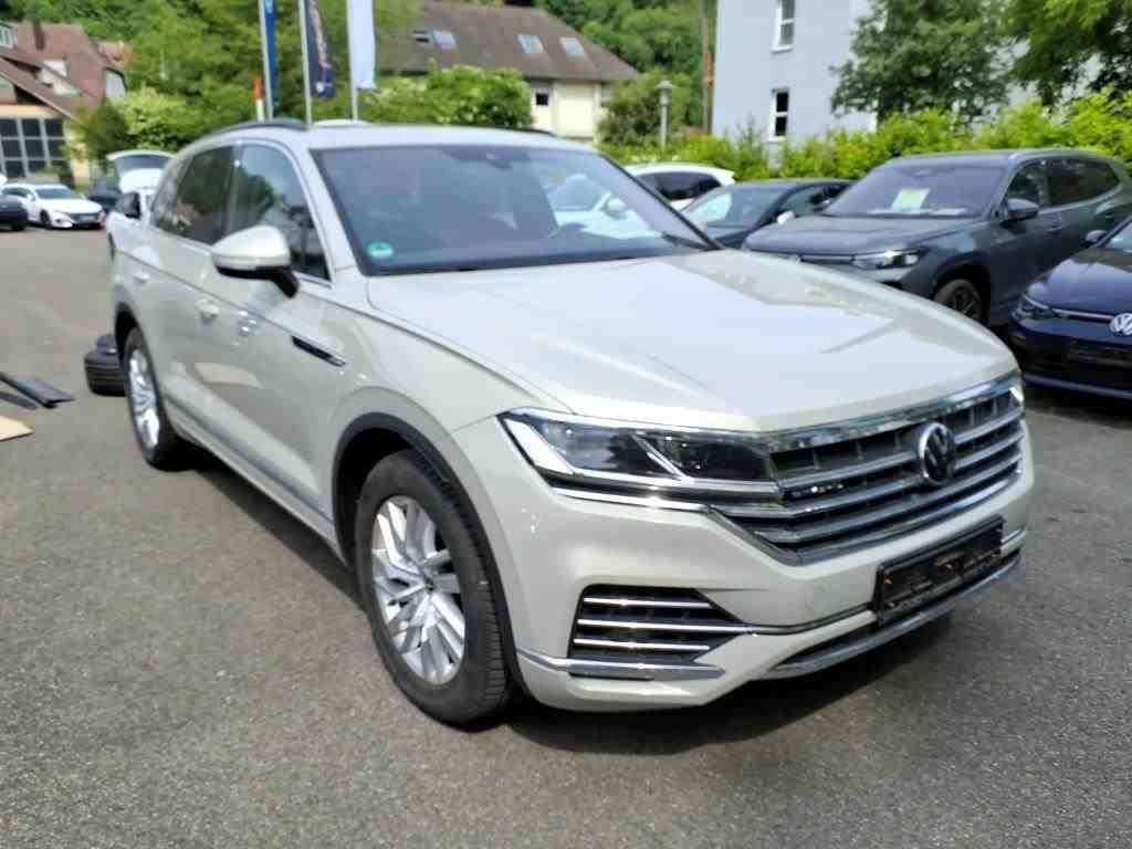 Volkswagen Touareg 3.0 TSI eHybrid 4Motion Atmosphere - Samsaru's Car Outlet