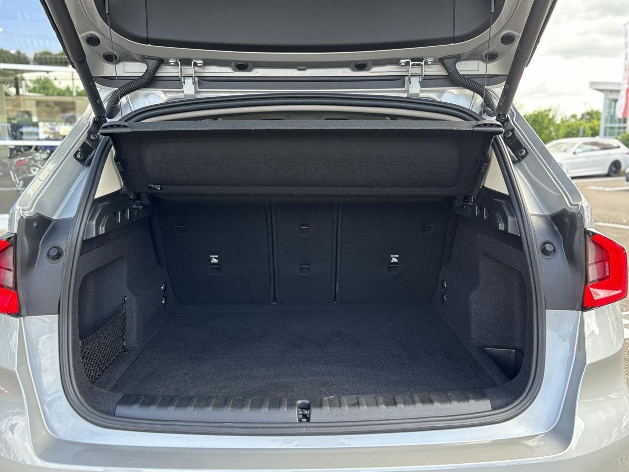 BMW X1 xDrive20d - Samsaru's Car Outlet