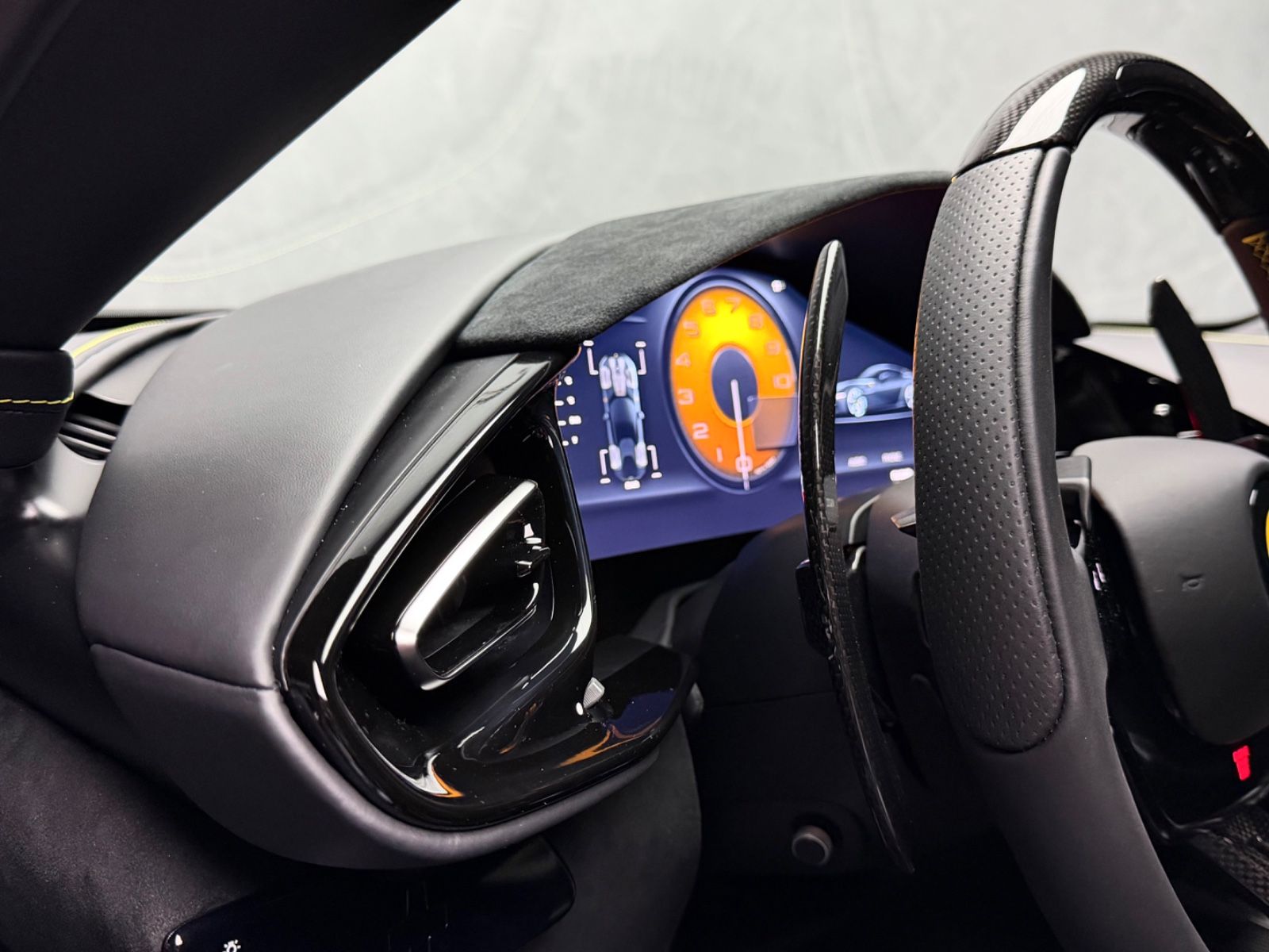 Ferrari 12Cilindri FULLCARBON VIOLA HONGKONG LIFT 360