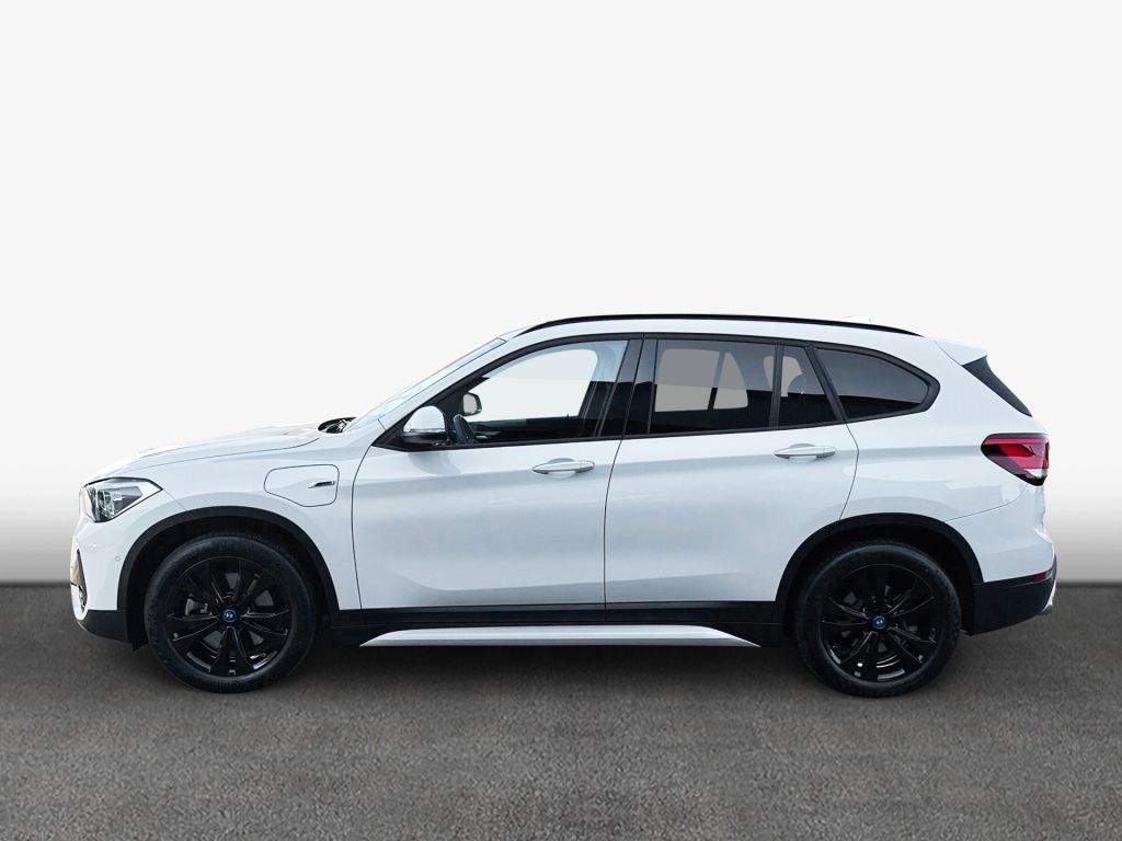 BMW X1 xDrive25e Sport Line - Samsaru's Car Outlet