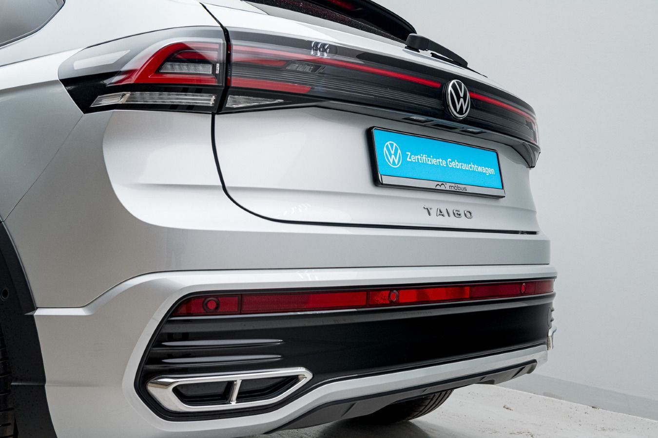 Volkswagen Taigo 1.0 TSI R-Line - Samsaru's Car Outlet