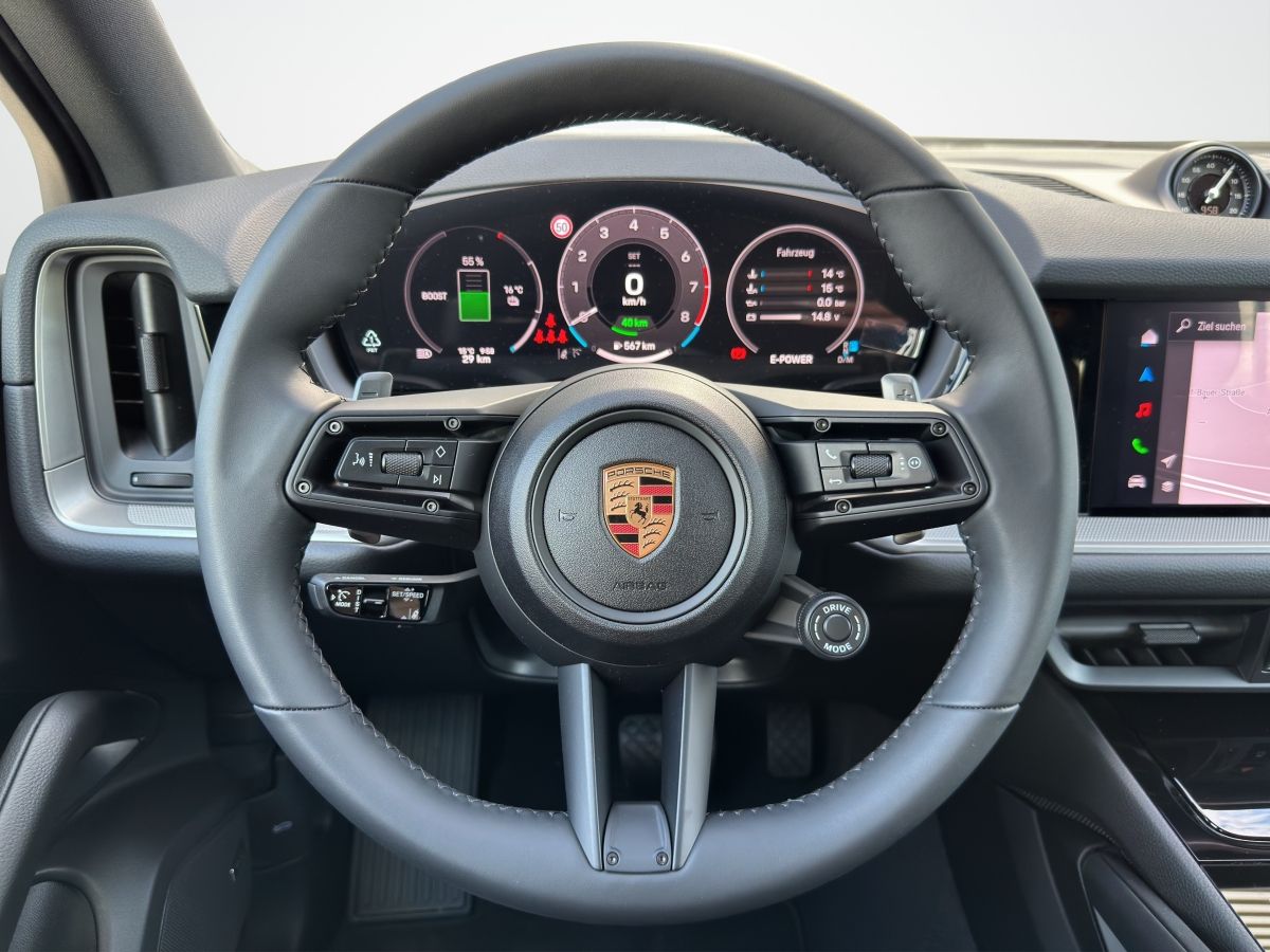 Porsche Cayenne E-Hybrid | Panorama | AHK | Luftfederung
