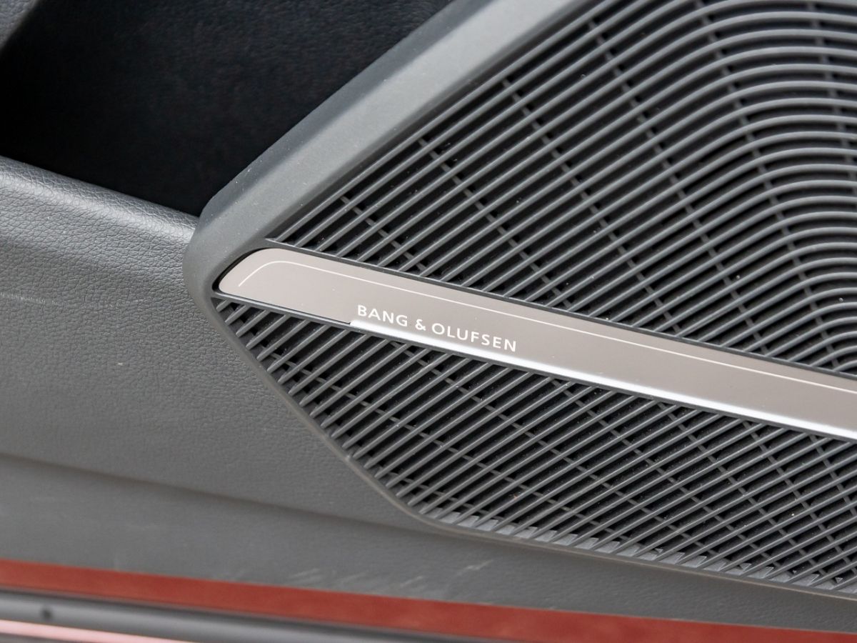 Audi Q5 40 TDI quattro - Samsaru's Car Outlet