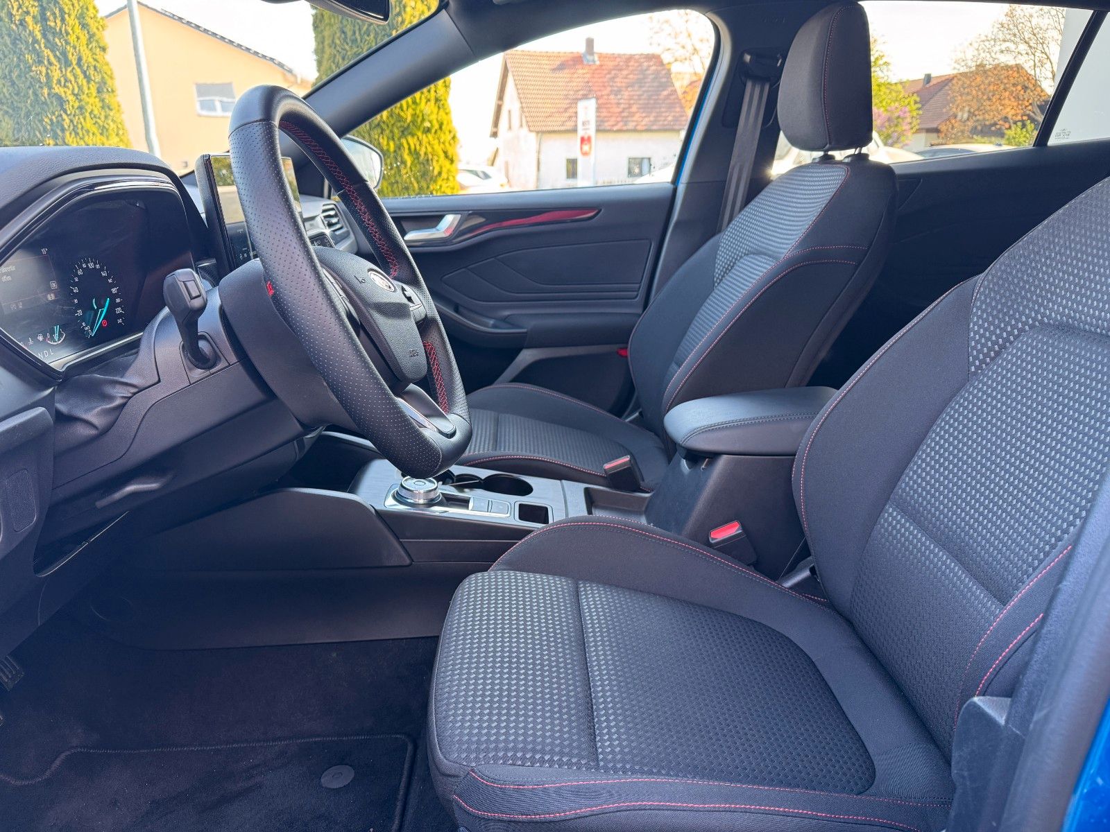 Ford Focus St-Line 1.5 Turnier ABSTEMP. KAMERA NAVI