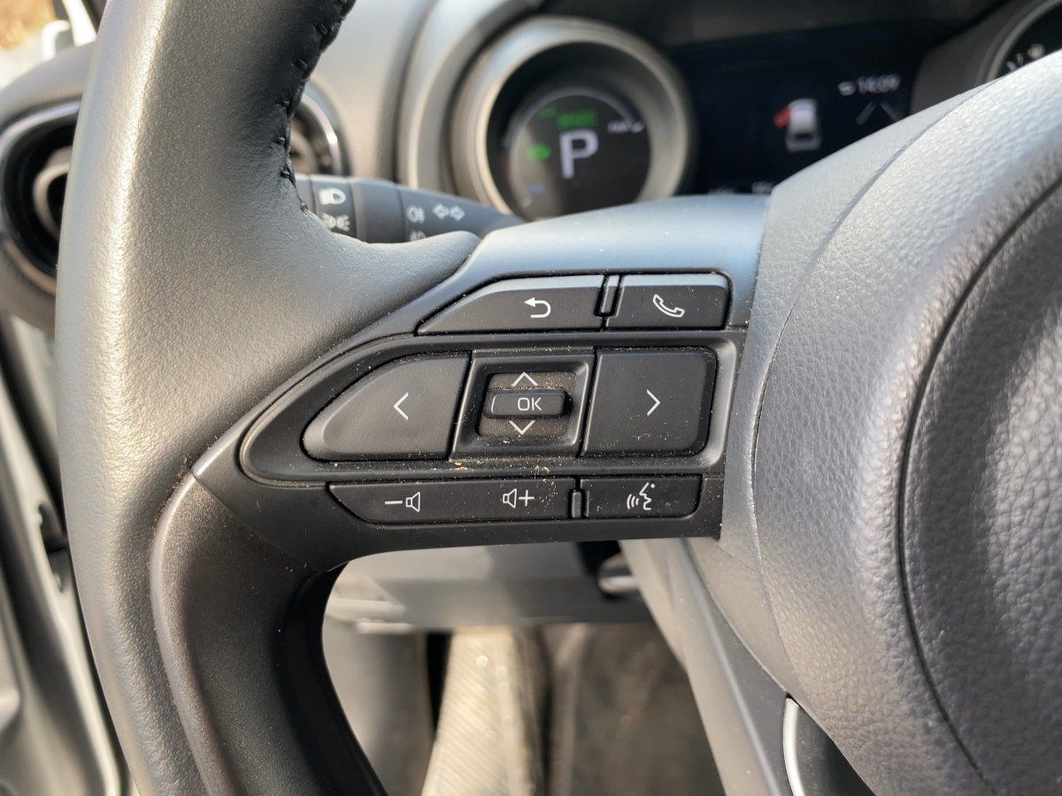 Toyota Yaris Cross 1.5 E FWD Comfort sparsamer Crossove