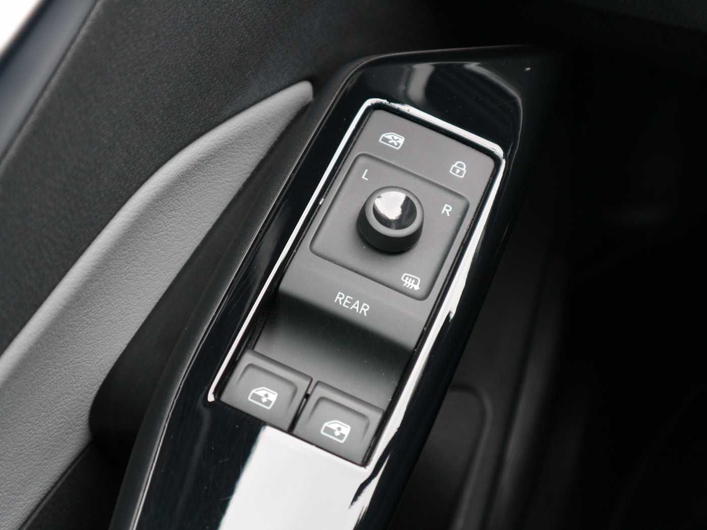 Volkswagen ID.3 Pro S 77kWh - Samsaru's Car Outlet