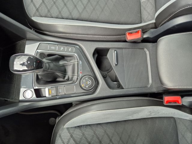 Volkswagen Tiguan R-Line 4Motion 2.0 TDI - Samsaru's Car Outlet