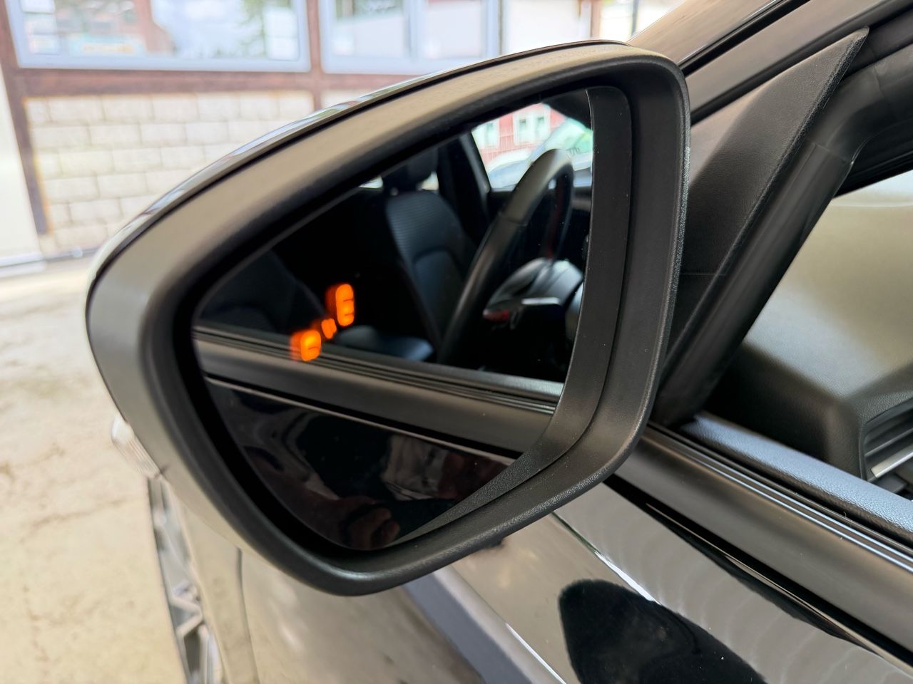 Ford Focus Turnier 1.5 EcoBlue ST-LineX *PANO*LED*KAM