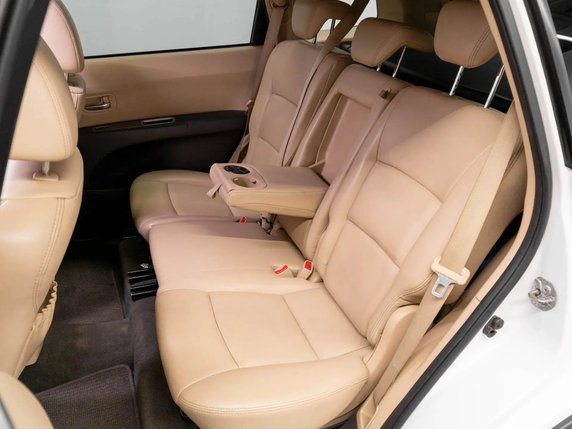 Subaru Tribeca 3.6 Benzina 258 CP Alb - Samsaru's Car Outlet