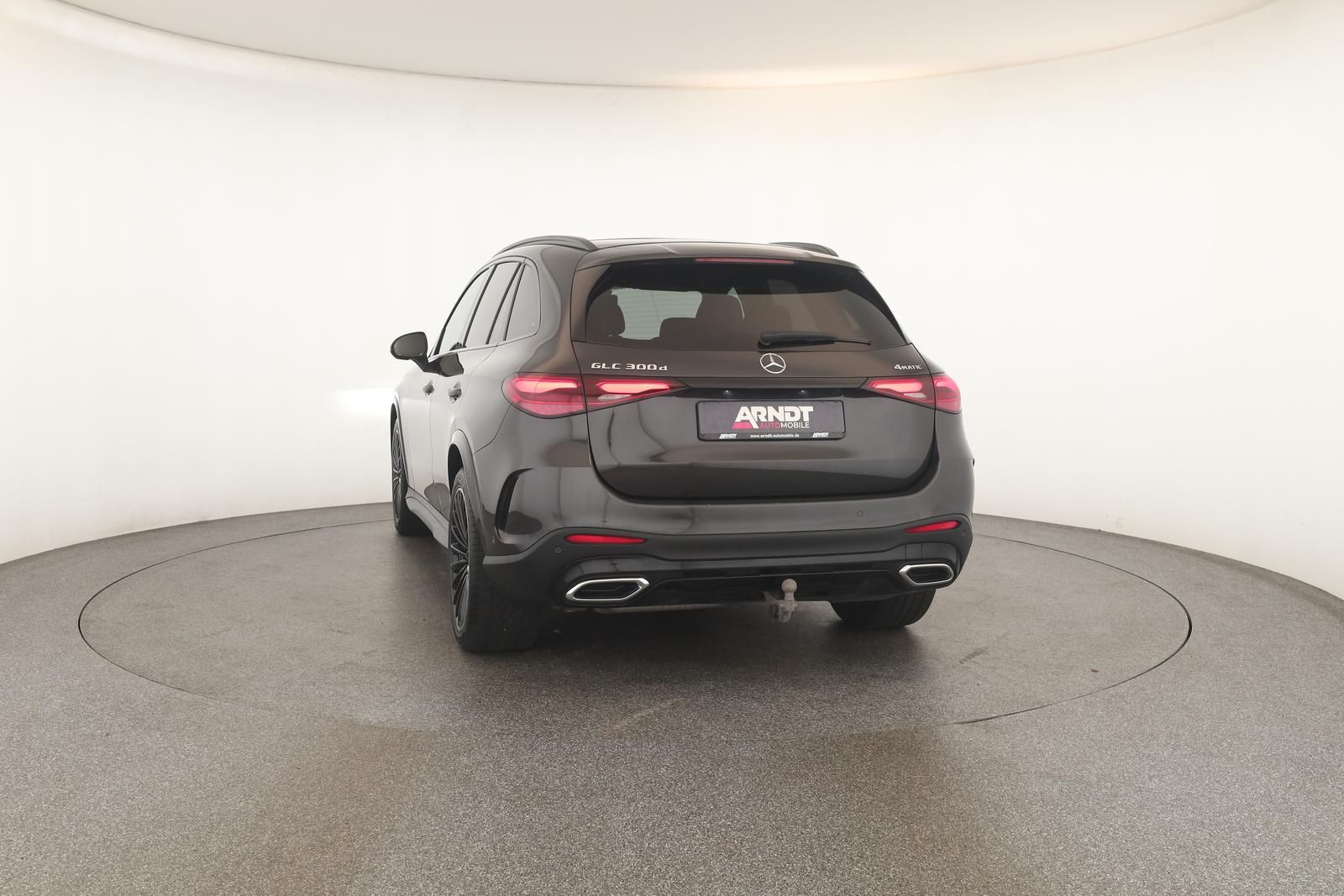 Mercedes-Benz GLC 300 d 4M AMG Advanced Night DIGITAL Pano AHK