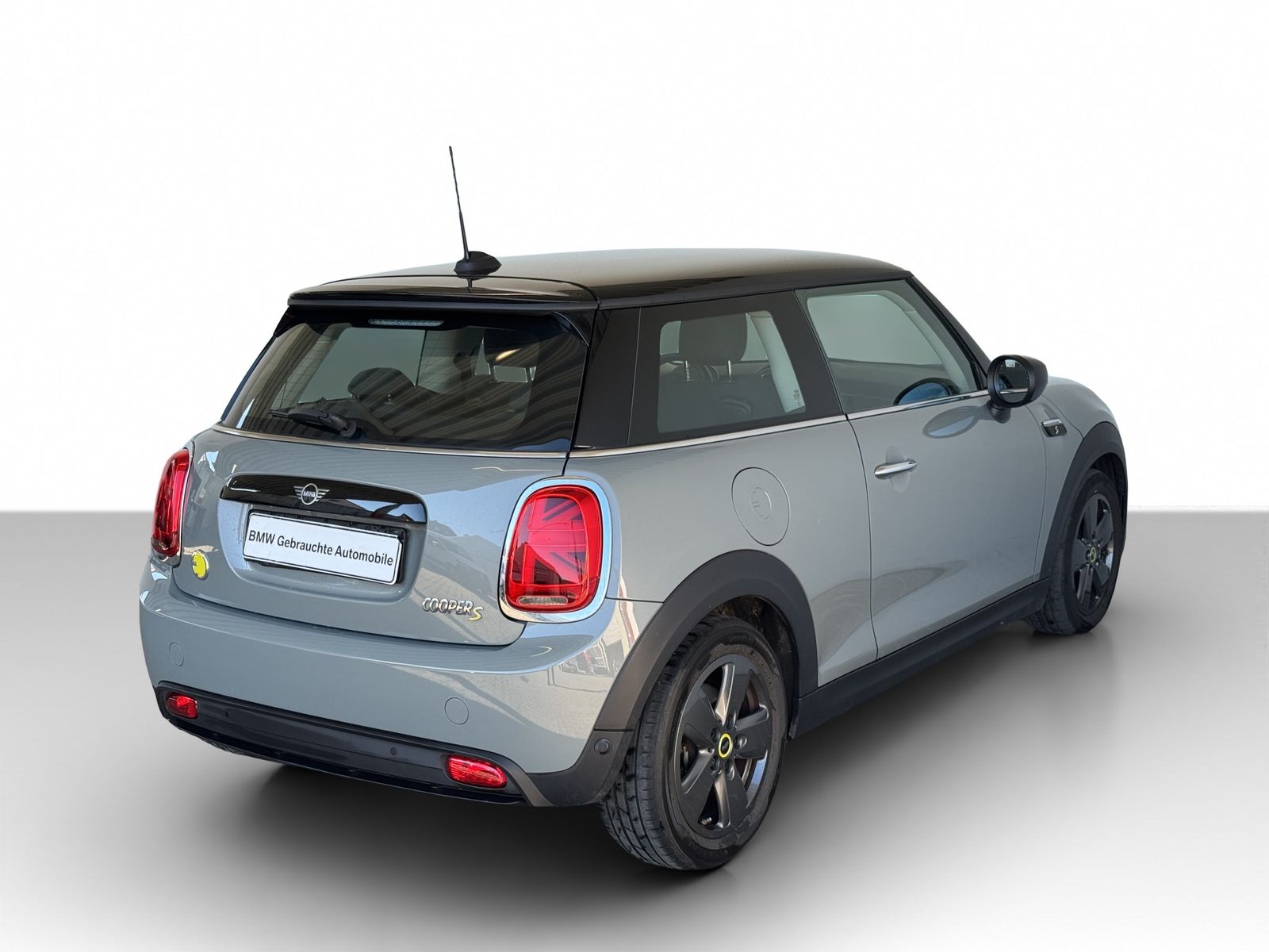 MINI Cooper SE - Samsaru's Car Outlet