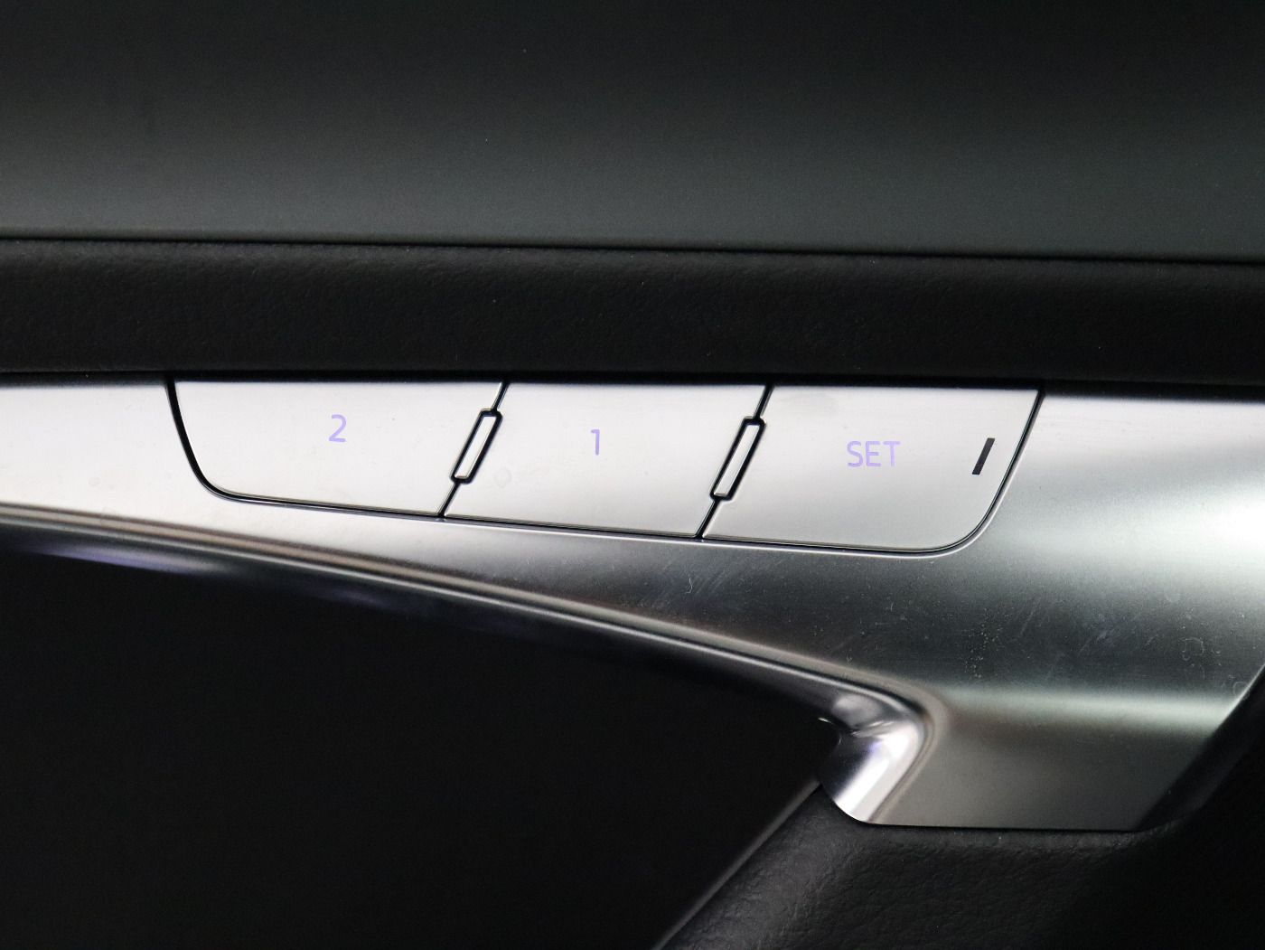 Audi A6 Avant 40 TDI quattro - Samsaru's Car Outlet