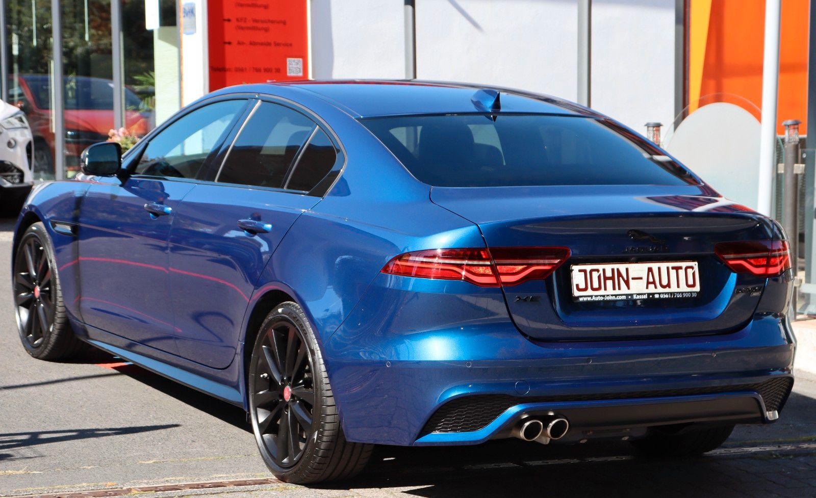 Jaguar XE R-Dynamic Black AWD *1.Hd*360 Kamera*LED*