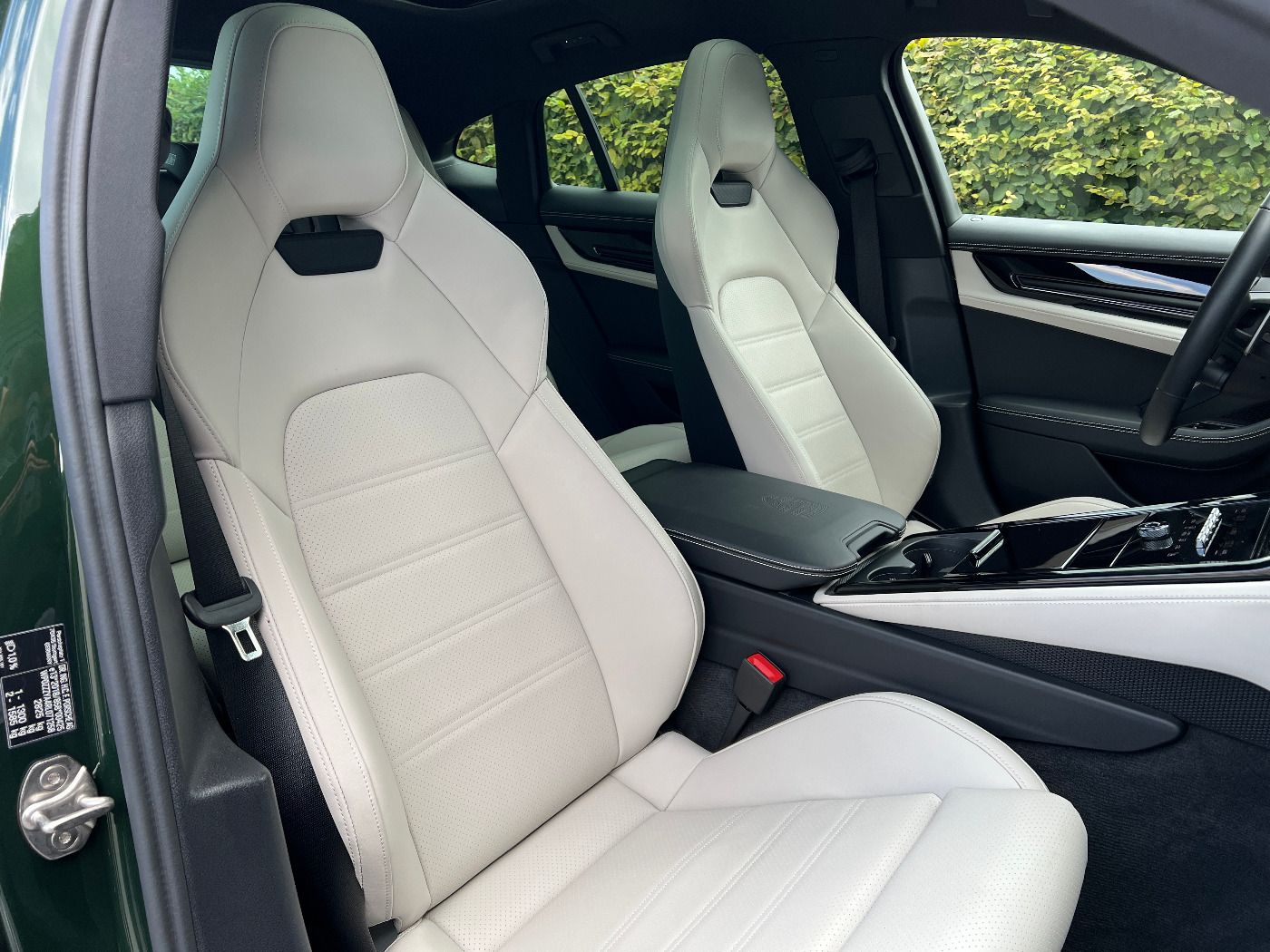 Porsche Panamera 4 E-Hybrid | Hinterachslenkung | ACC