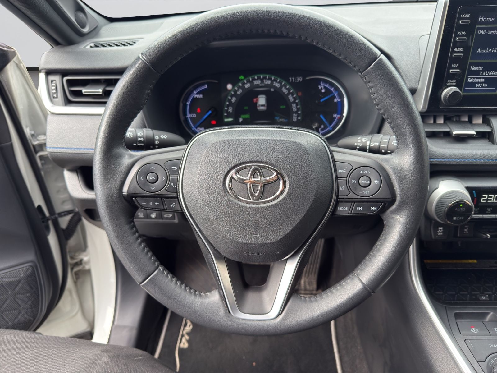 Toyota RAV4 Hybrid 4x4 Style Selection *NAVI*360°*LED*