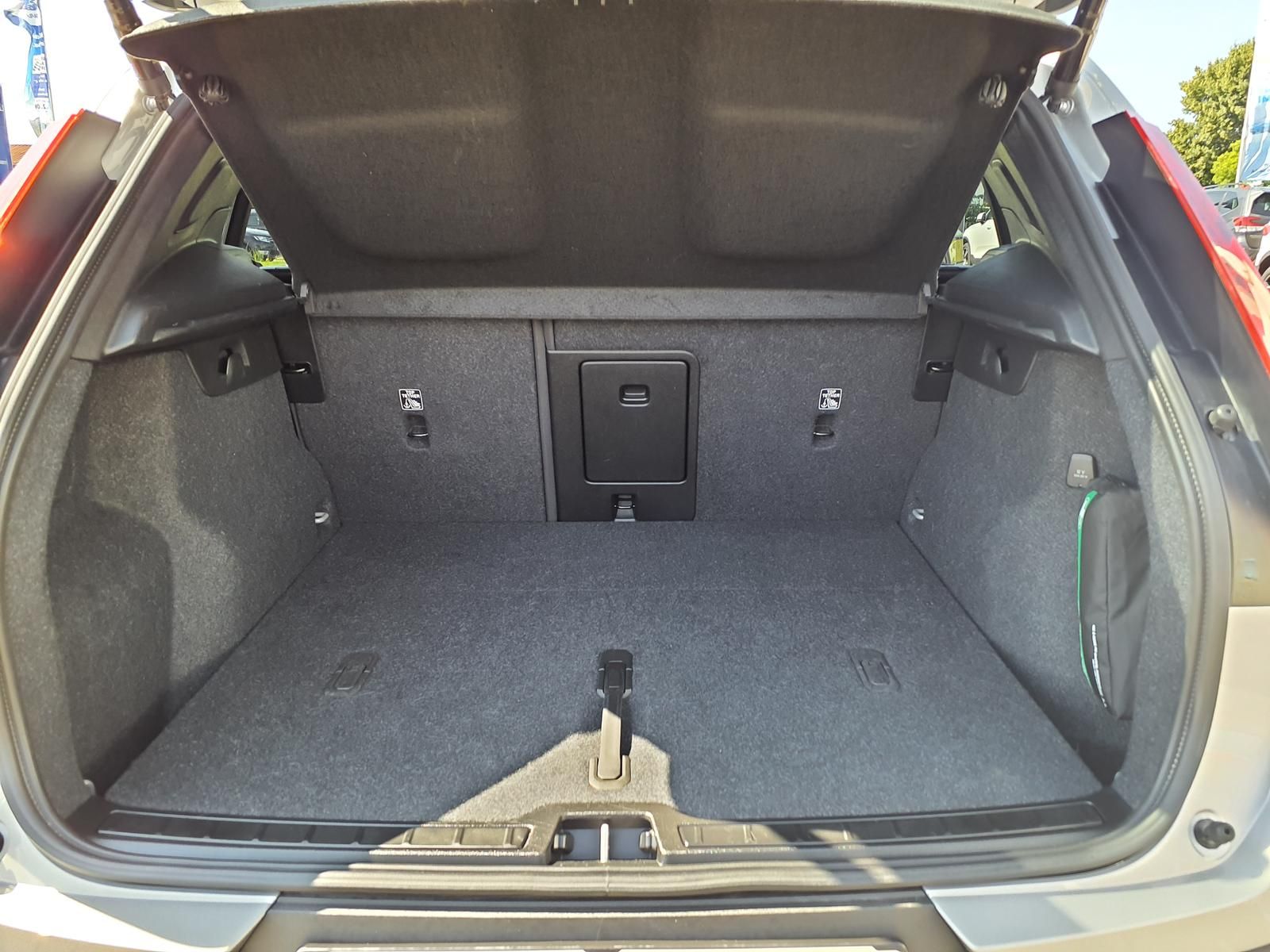 Volvo XC40 B4 Benzin Aut. AHK / ACC / BLIS