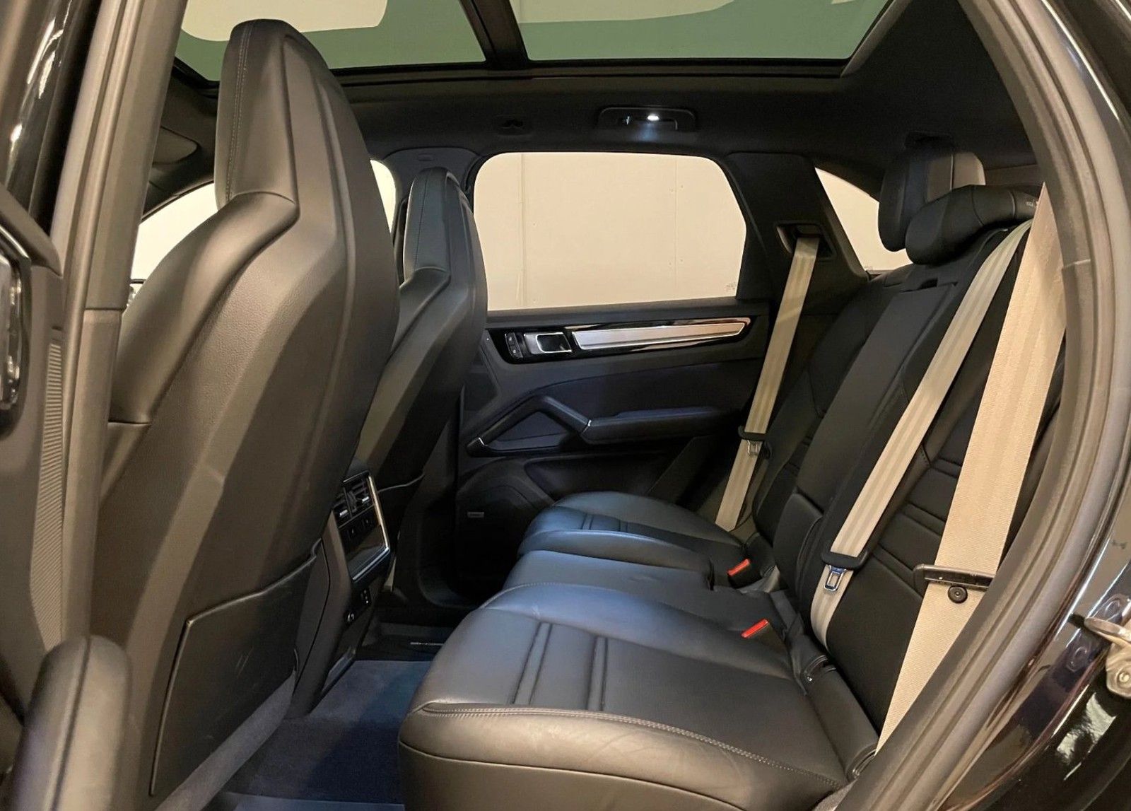 Porsche Cayenne E-Hybrid Platinum Edition