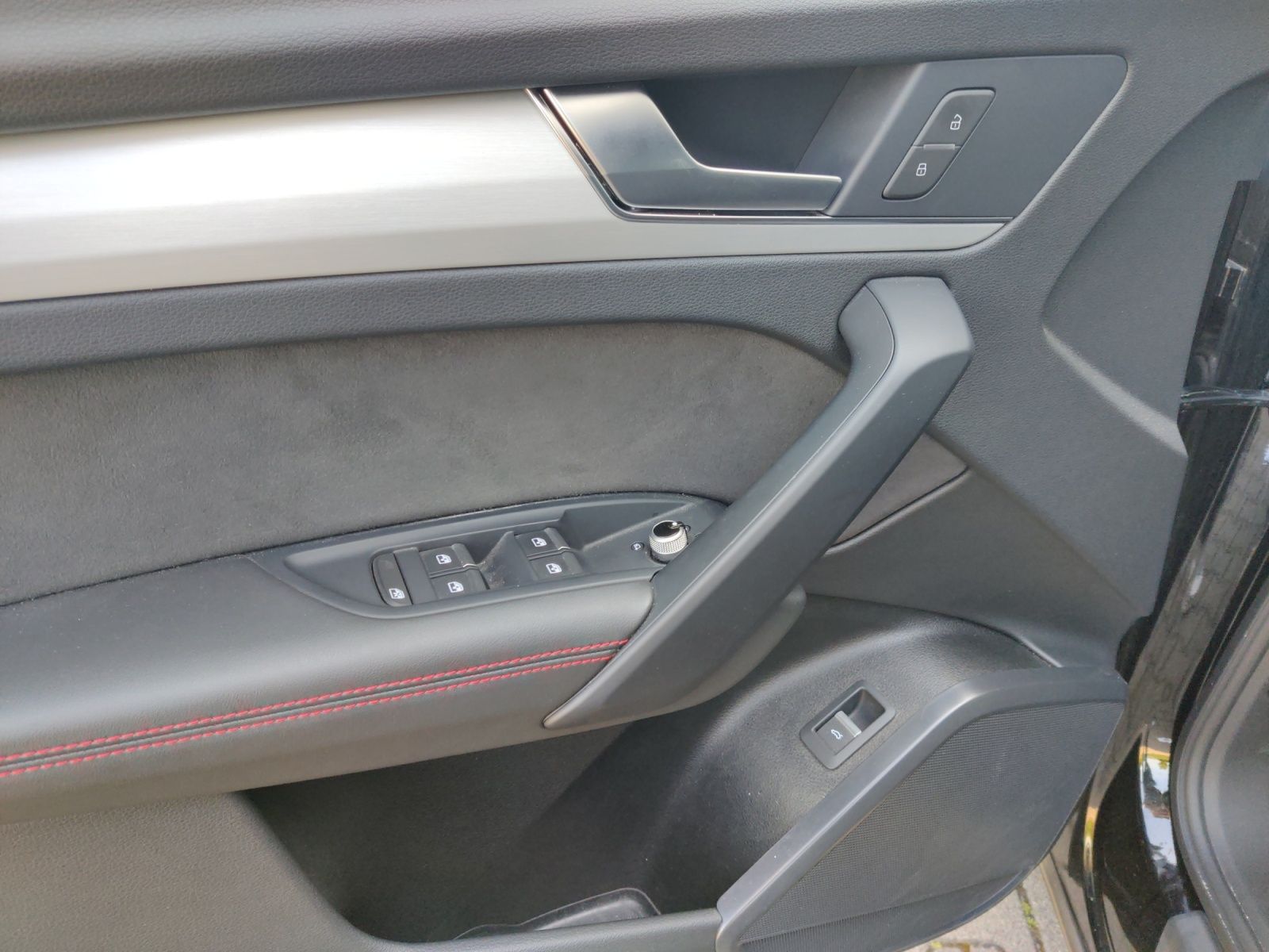 Audi Q5 Sportback 50 TDI quattro SLine - Samsaru's Car Outlet