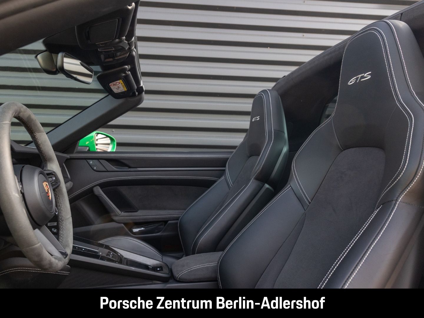 Porsche 992 911 Targa 4 GTS BOSE Sportabgasanlage LED