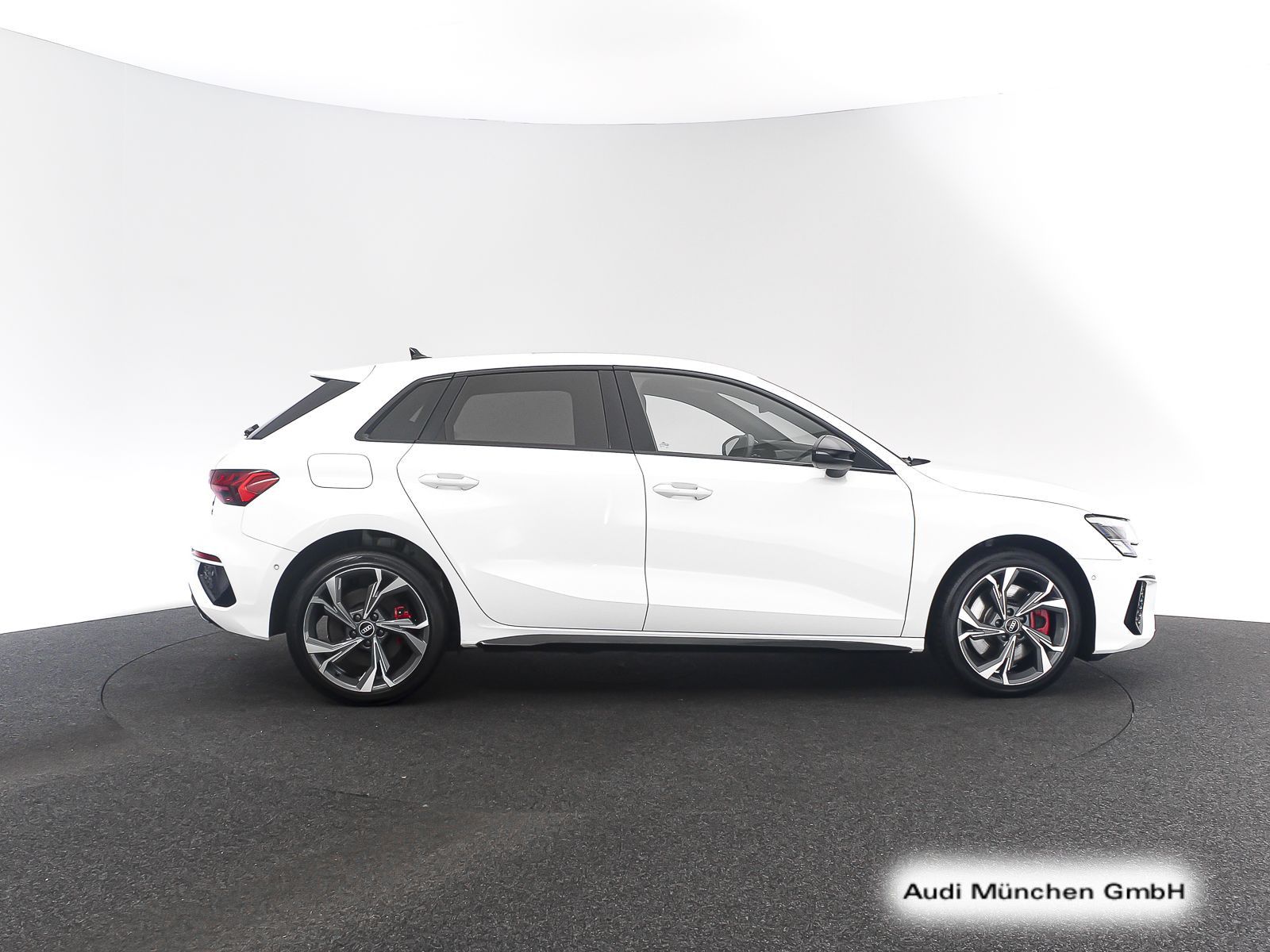 Audi A3 Sportback 45 TFSI e S tronic 2x S line Pano/B