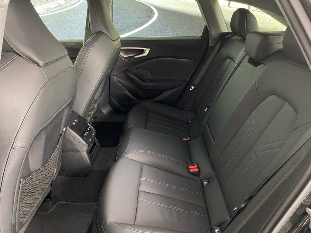 Audi A5 Avant TFSI quattro edition one S line AKTION+