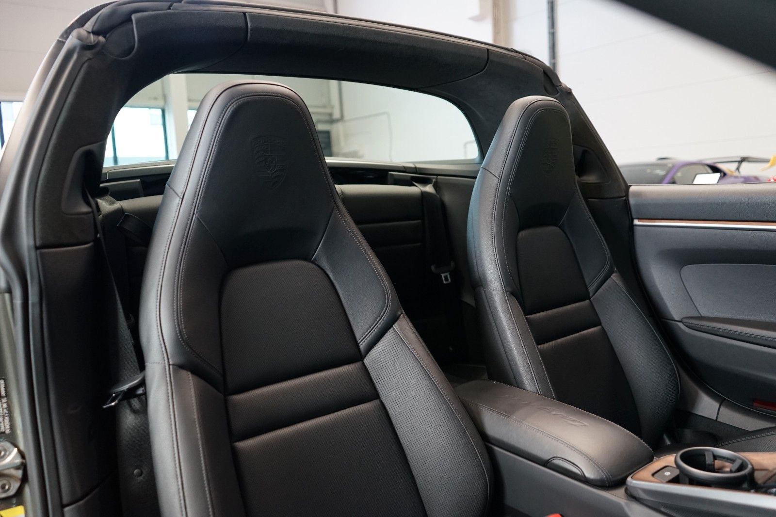 Porsche 992*TARGA 4*PDK*PDLS+*LIFT*360*136.281€ NETTO