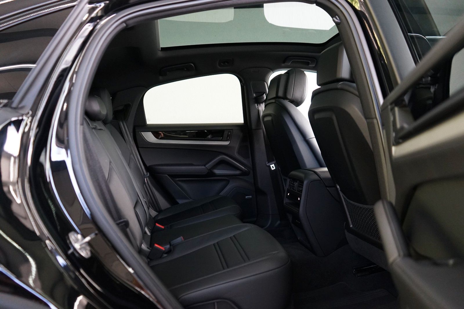 Porsche Cayenne Coupe E-Hybrid*LUFT/BOSE/InnoDr/360°/22z