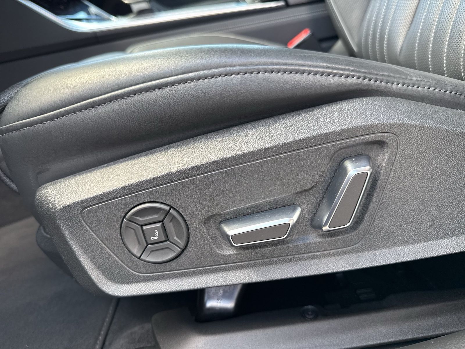 Audi A6 Avant Design S line 50 TDI qu tiptr Matrix HU