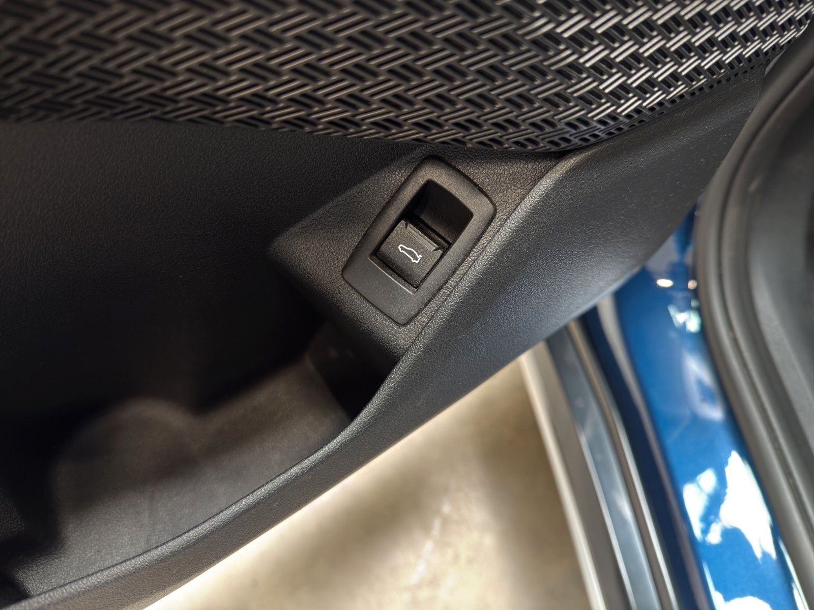 BMW X1 23d xDrive xLine - Samsaru's Car Outlet