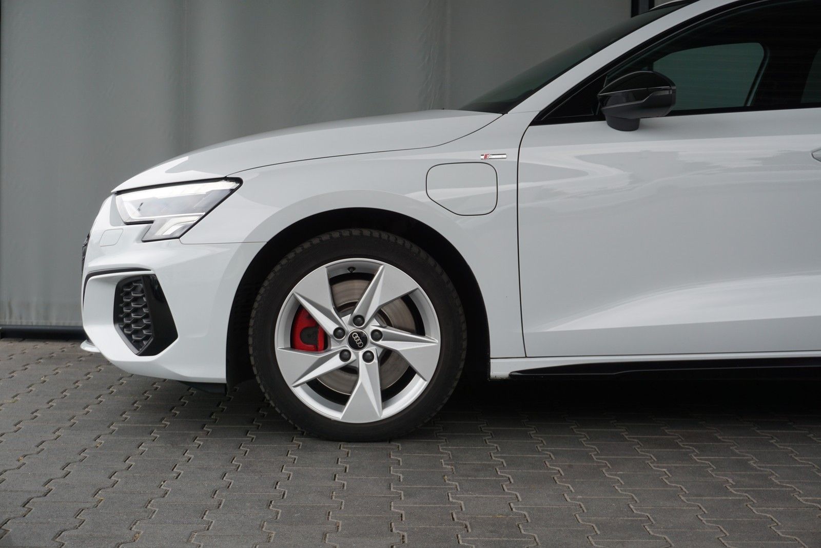 Audi A3 Sportback 45 TFSI e S line - Samsaru's Car Outlet
