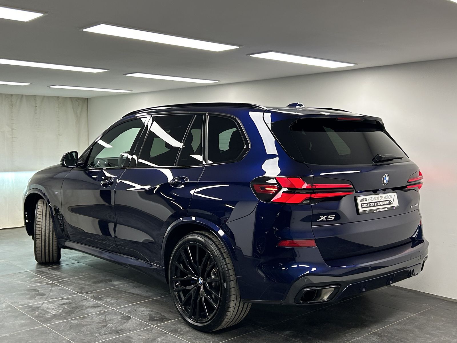 BMW X5 xDrive40d M Sportpaket Pro B&W Pano. AHK DAB