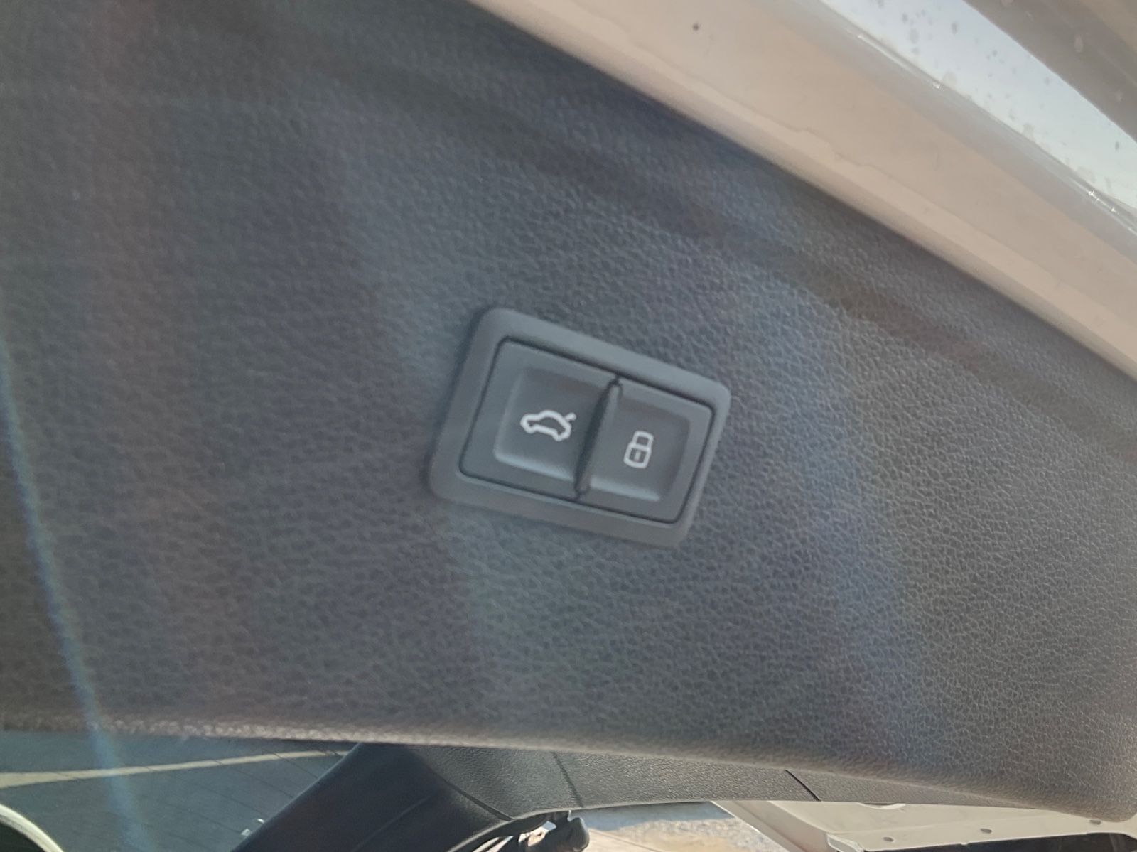 Audi Q5 50 TDI quattro S line - Samsaru's Car Outlet