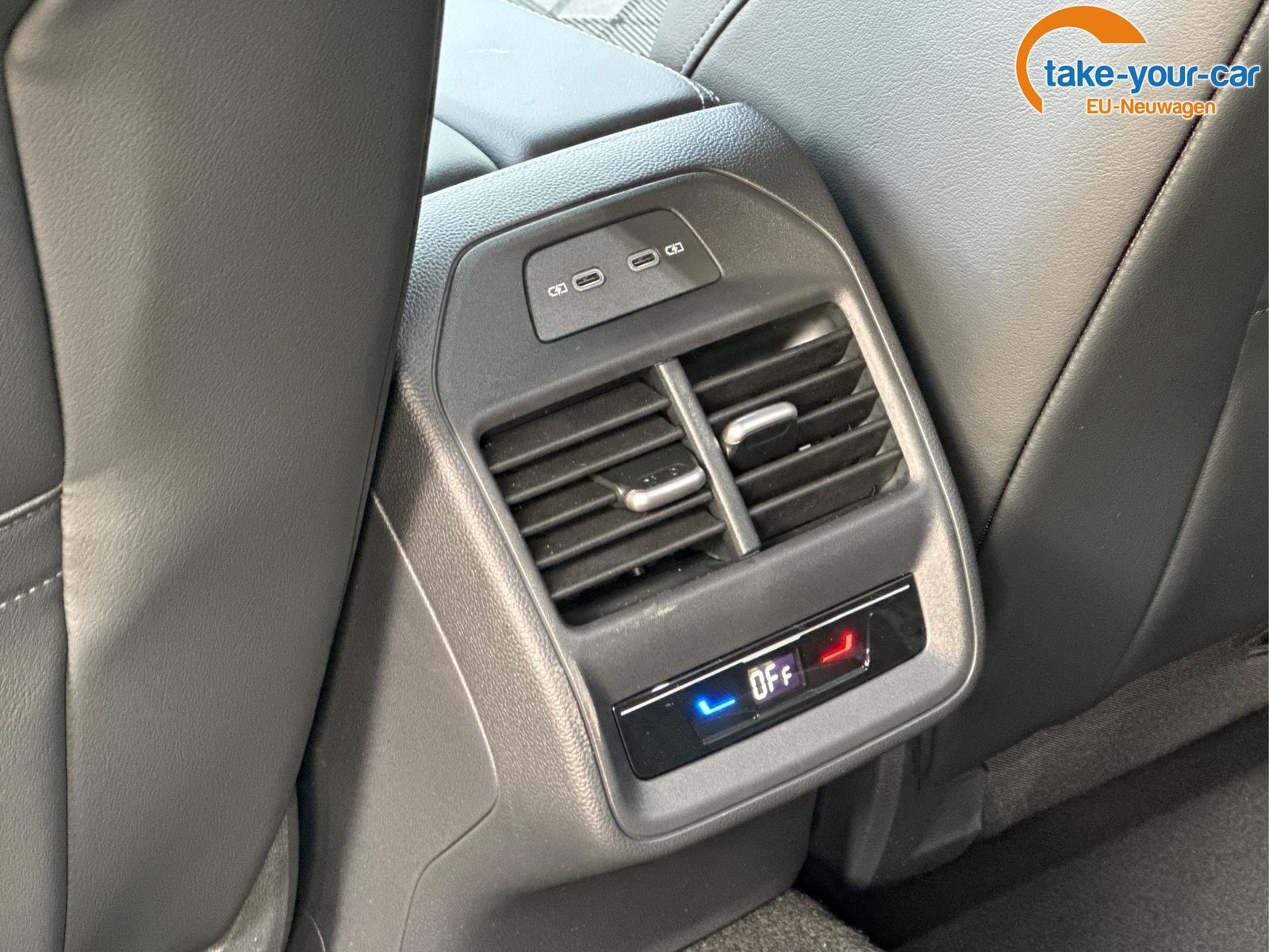 Volkswagen Passat Variant R-Line AHK+PANO+NAVI+Head-UP+M...