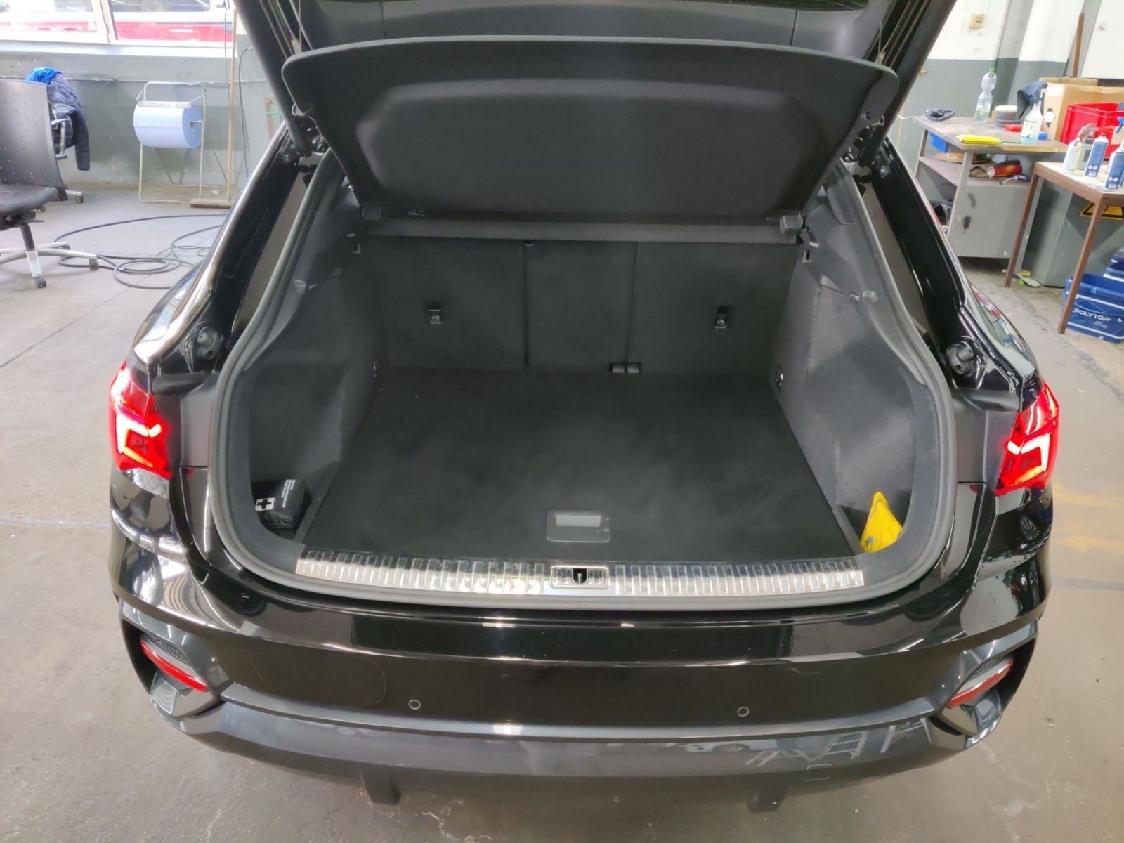 Audi Q3 Sportback 40 TDI quattro s-line - Samsaru's Car Outlet