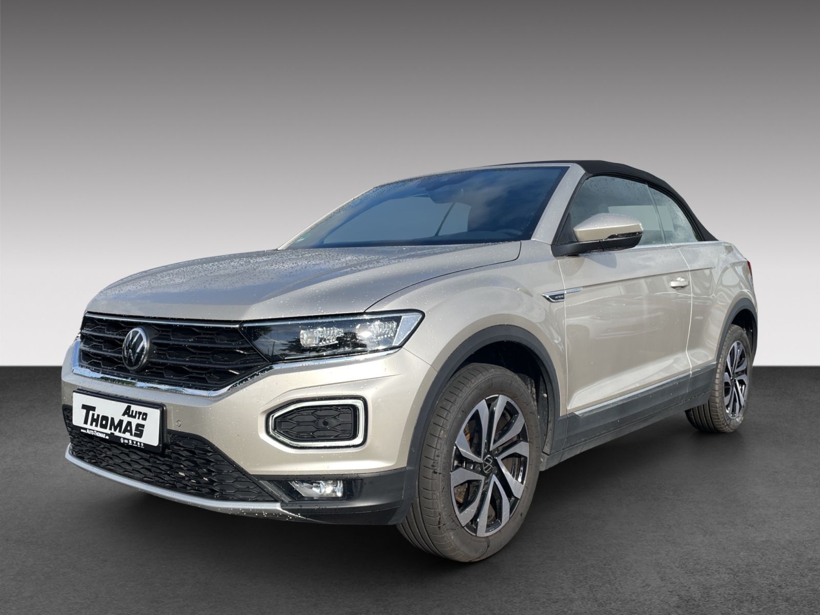Volkswagen T-Roc 1.5 TSI Active - Samsaru's Car Outlet